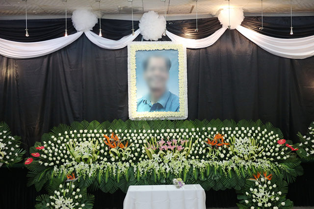死者灵堂布置现场 死者灵堂布置现场